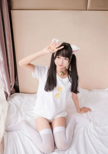 春潮烂漫海棠红在线
