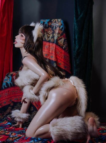 我邻居的妻子