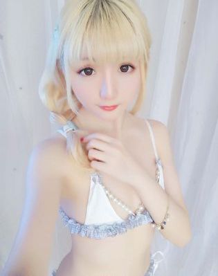 美女黄色片
