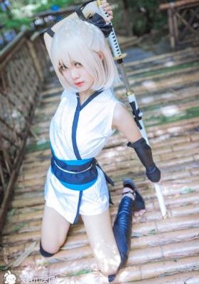 黑岩射手