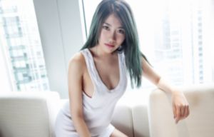 美女考逼