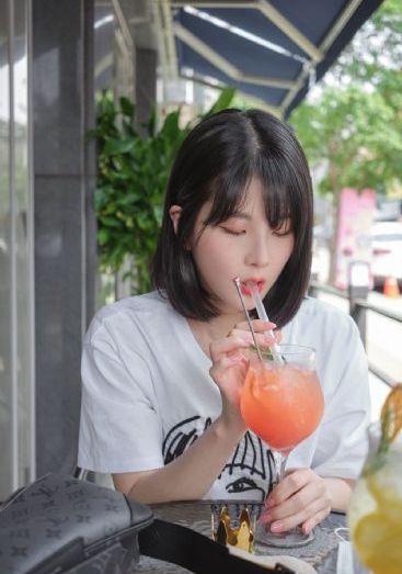 我和闺蜜被四个黑人4p