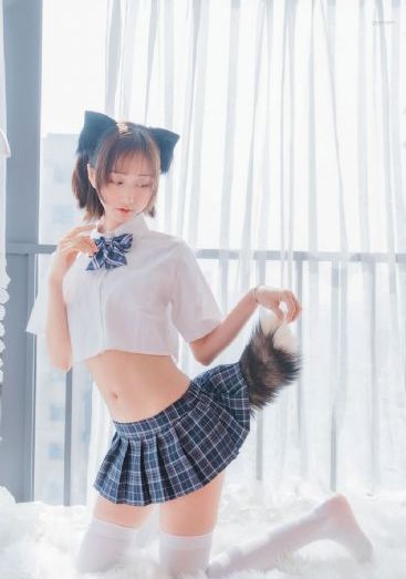 双人床上打扑克又痛又叫