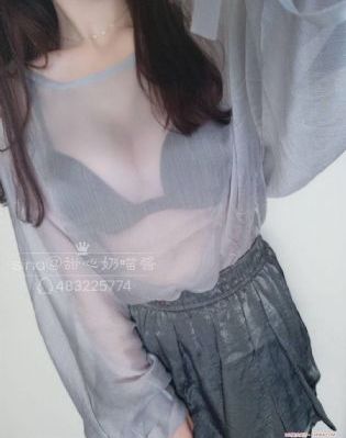 秋霞看片