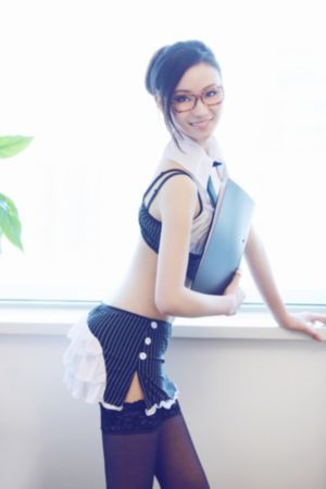 伦理小蜜桃